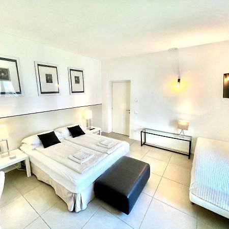Carly'S Rooms Torbole Sul Garda Dış mekan fotoğraf