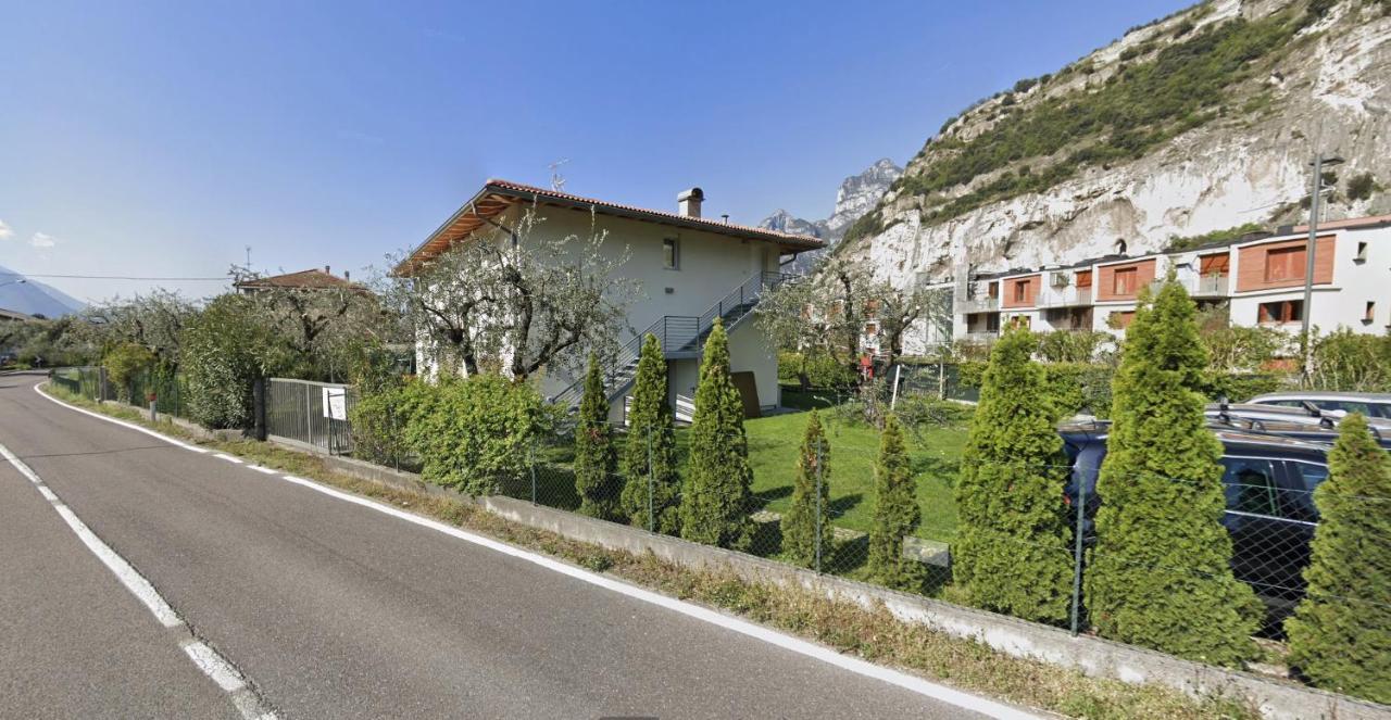 Carly'S Rooms Torbole Sul Garda Dış mekan fotoğraf